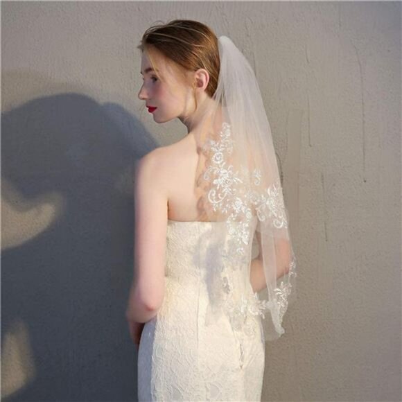 Bridal Lace Wedding Veils for Brides 2-Tier Appliqued Short Waist Length Veil - Picture 3 of 7